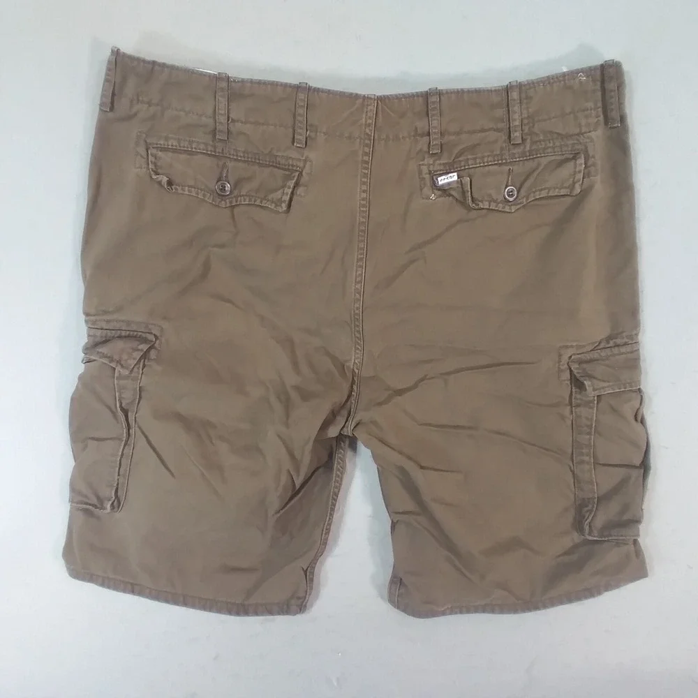 Levi's cargo shorts men's 38 x 11 Brown heavy cotton Urban grunge outdoor